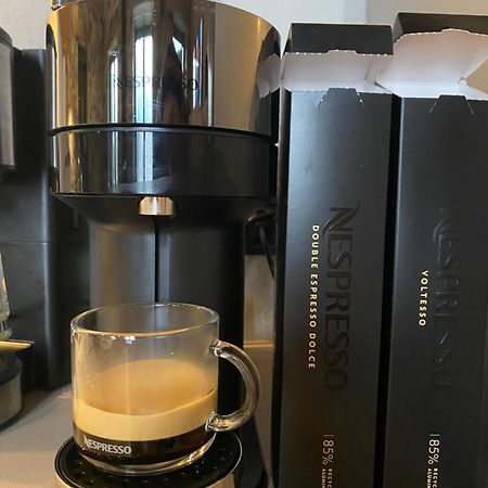 Ej Boutique Suites ميلينا المظهر الخارجي الصورة