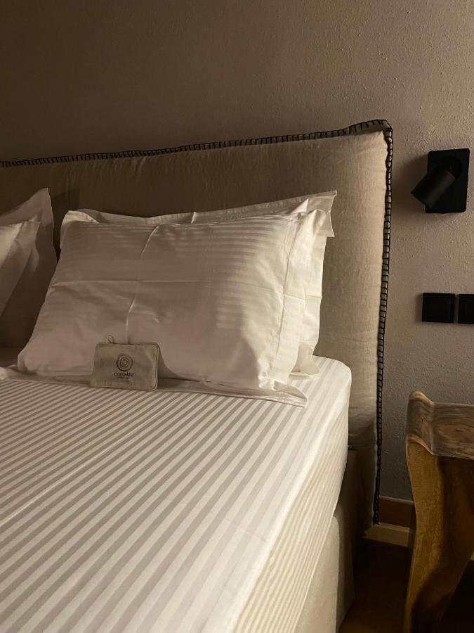 Ej Boutique Suites ميلينا المظهر الخارجي الصورة