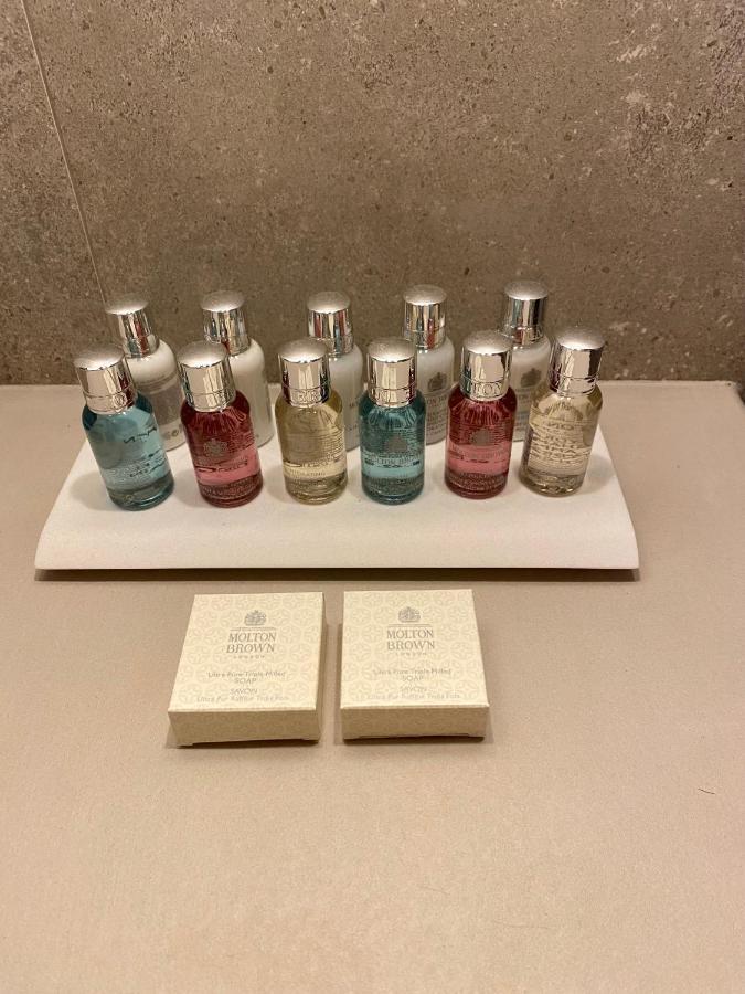 Ej Boutique Suites ميلينا المظهر الخارجي الصورة
