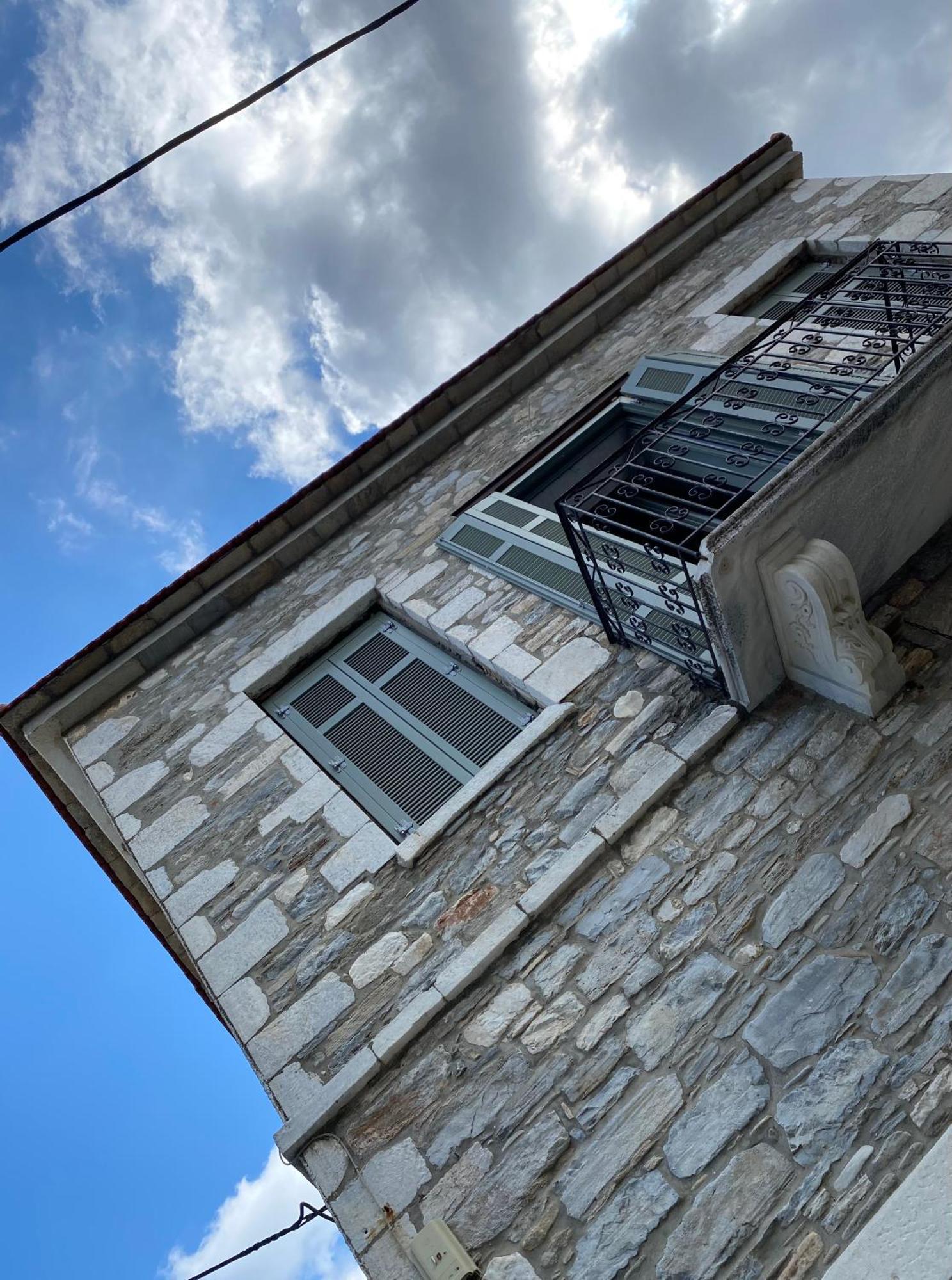 Ej Boutique Suites ميلينا المظهر الخارجي الصورة